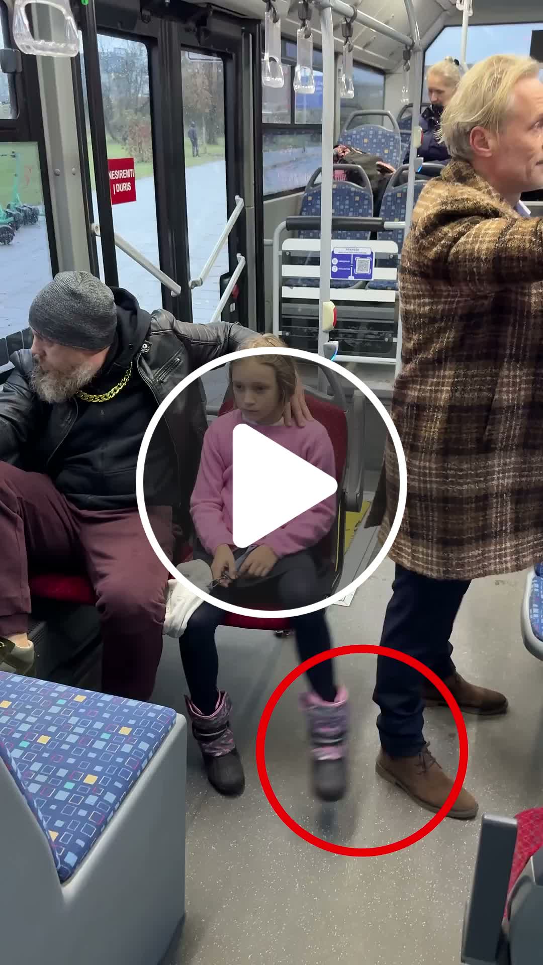 Little Girl Asks for Help on the Bus 🚌🦸 - NewsBreak