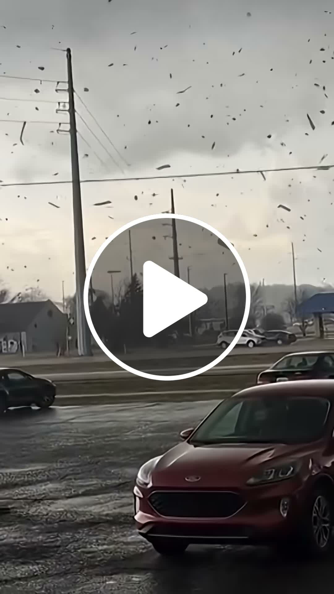 Tornado caught on camera - NewsBreak