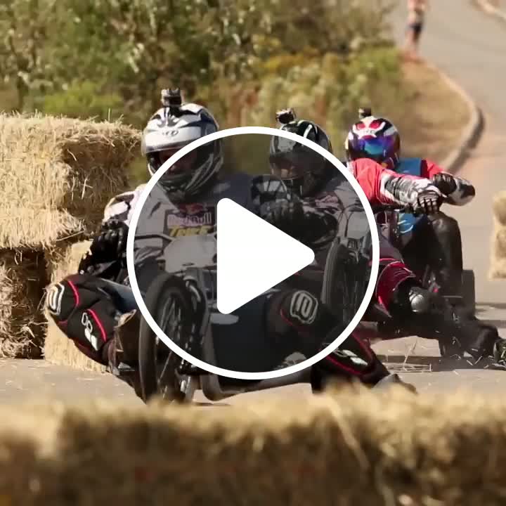 A trike that can reach the speed of 115 kmh #trike #race #gopro # ...