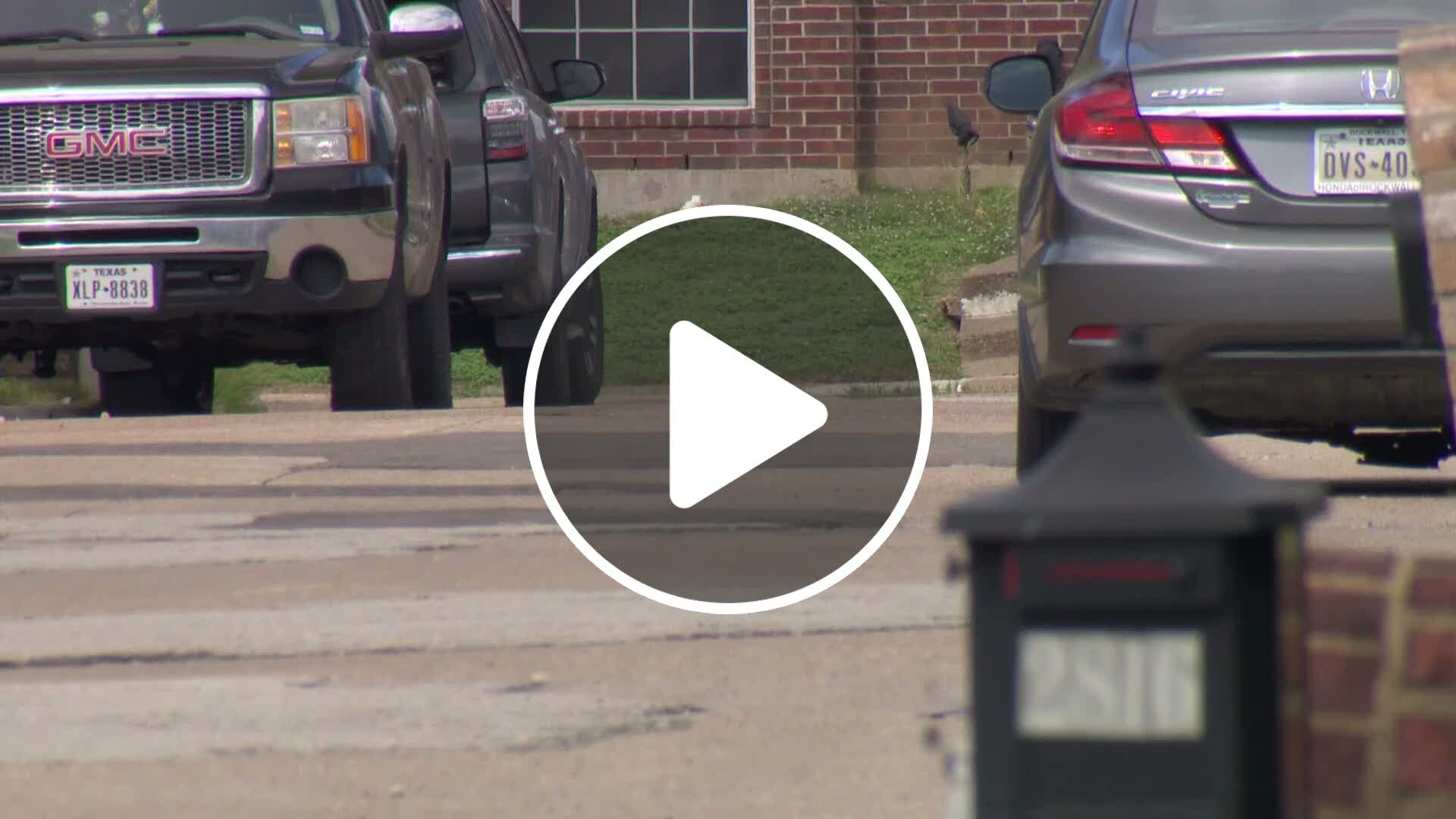 Suspect shoots self, dies after Dallas police shooting at Mustang Inn ...