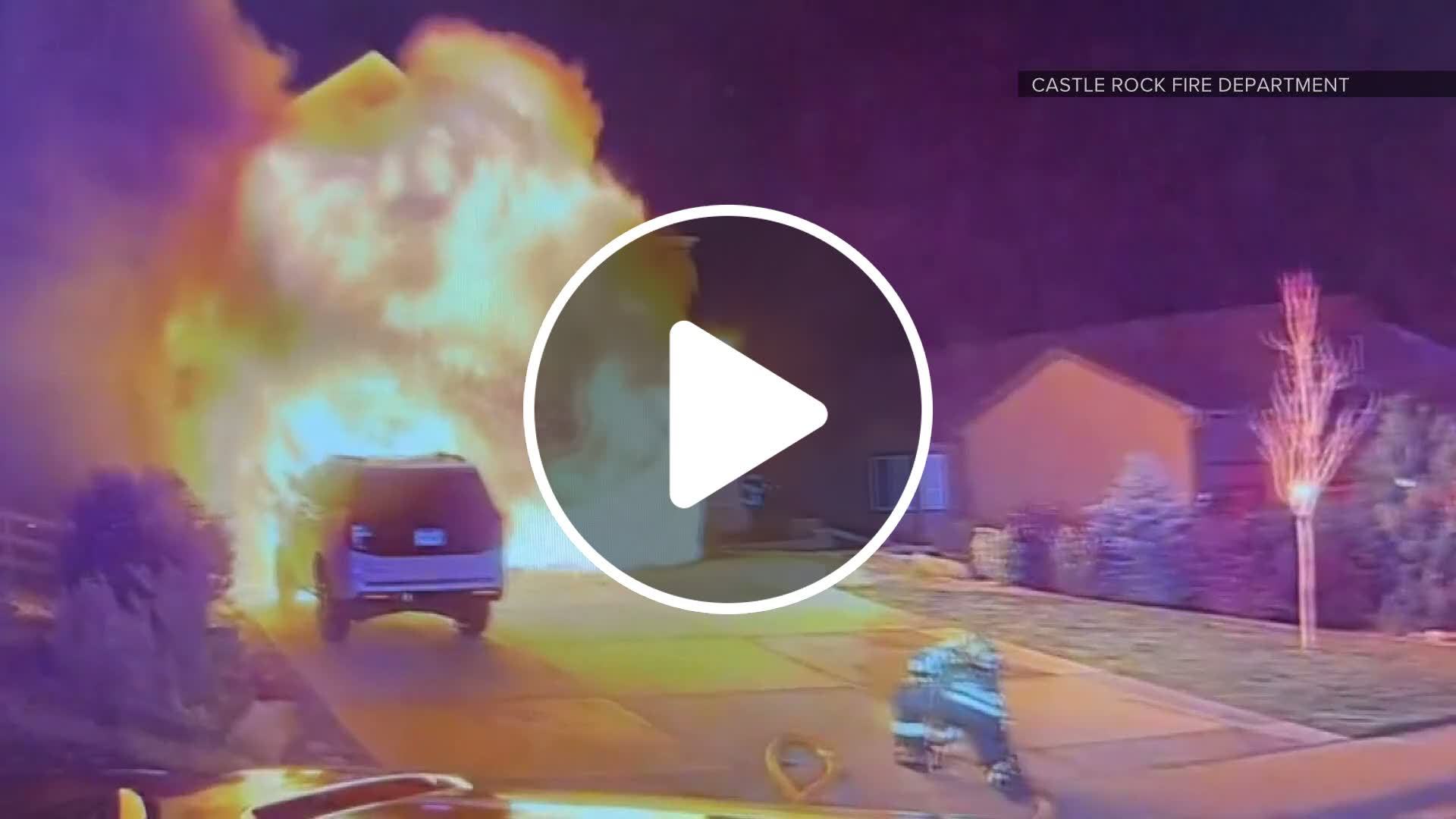 Castle Rock firefighters battle large garage fire - NewsBreak