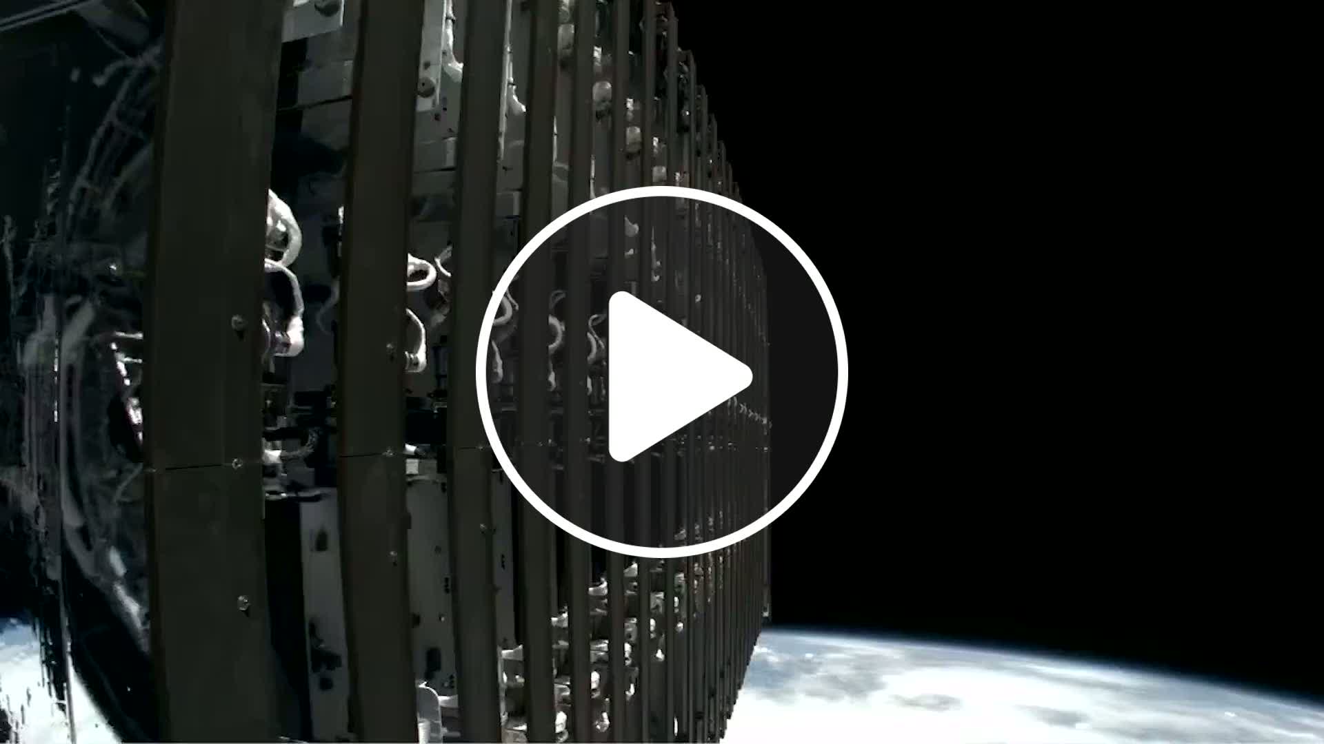 SpaceX Starlink Satellites Deployed In Stunning View From Space - NewsBreak