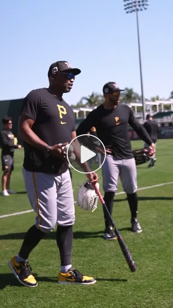 Tommy Pham and Tarrik Brock Rock paper scissors MLB baseball pirates ...