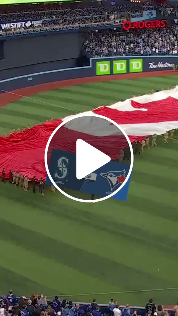 SEATTLE BEAT TORONTO IN GAME 1 canada toronto bluejays seattlemariners ...