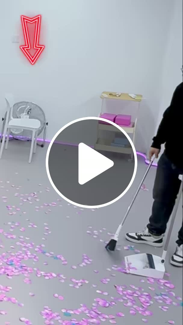 wife-s-legs-replace-the-broom-newsbreak