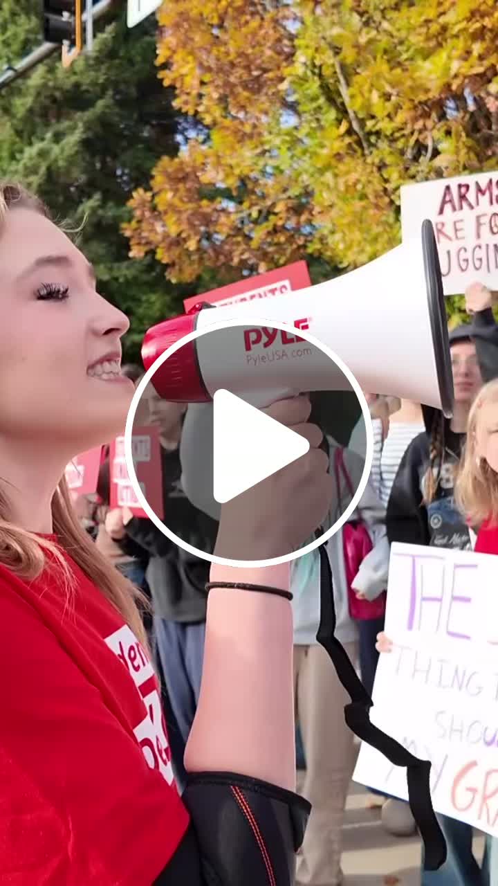 Gov. Kotek joins Lake Oswego high school students in gun safety walkout ...