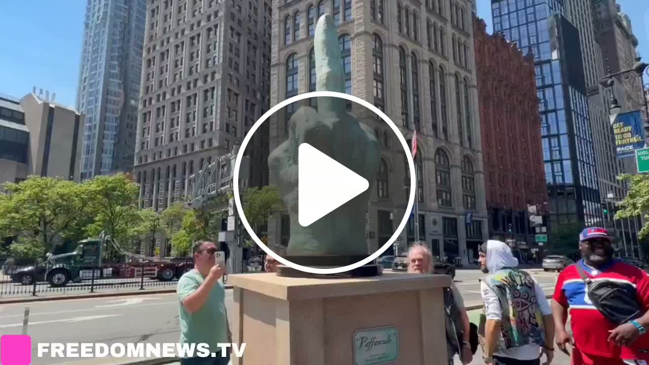 giant middle finger statue has been placed in front of Zohran Mamdani's ...