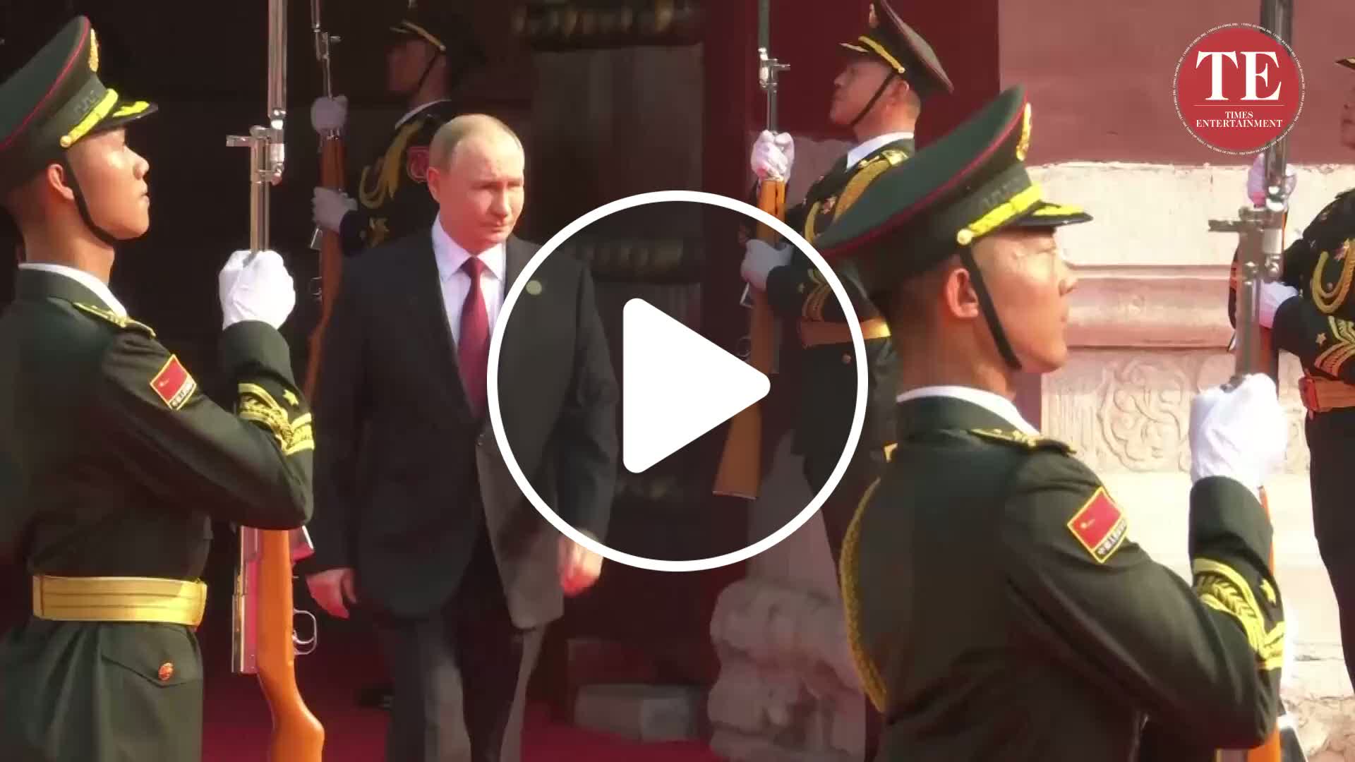 Vladimir Putin Looks Frail? ‘Sore’ Hand Footage Triggers Health Alarm ...